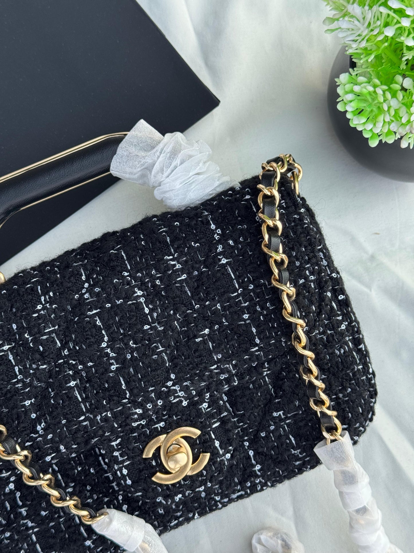 CHANEL FLAP Tweed BAG Super master Quality with box and dust bag Size 19 Cm