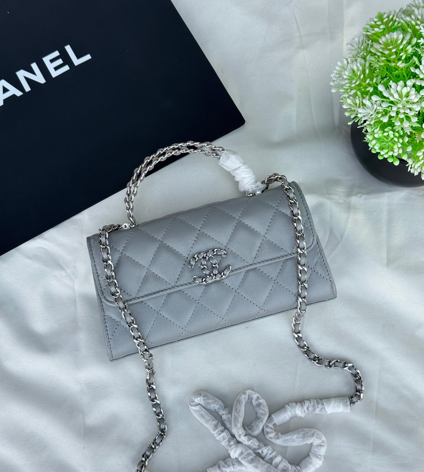 CHANEL Top handle with Chain Super master Quality with box and dust bag Size 19 cm