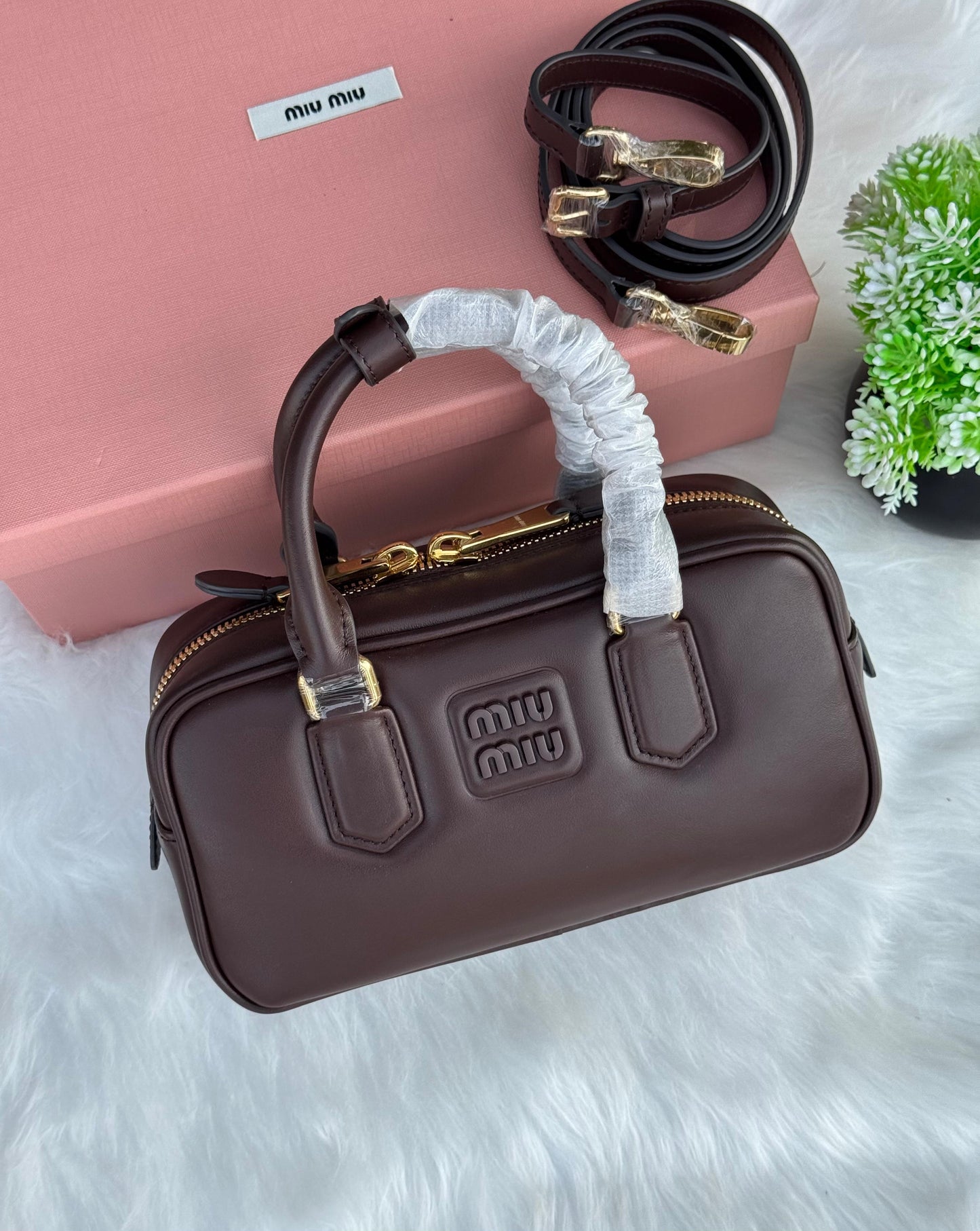 MIU MIU Arcadie Super master Quality with box and dust bag Size 22 Cm