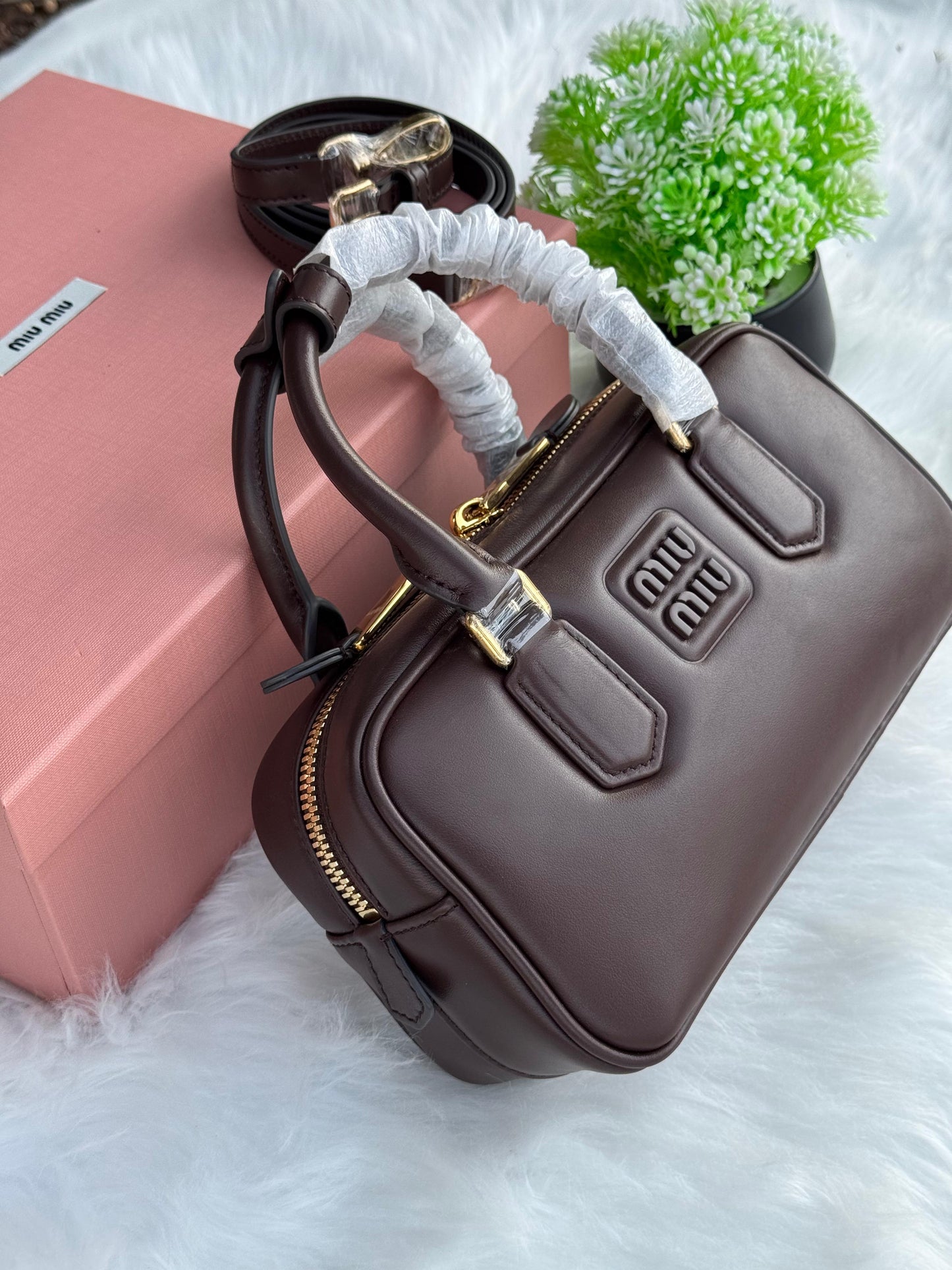 MIU MIU Arcadie Super master Quality with box and dust bag Size 22 Cm