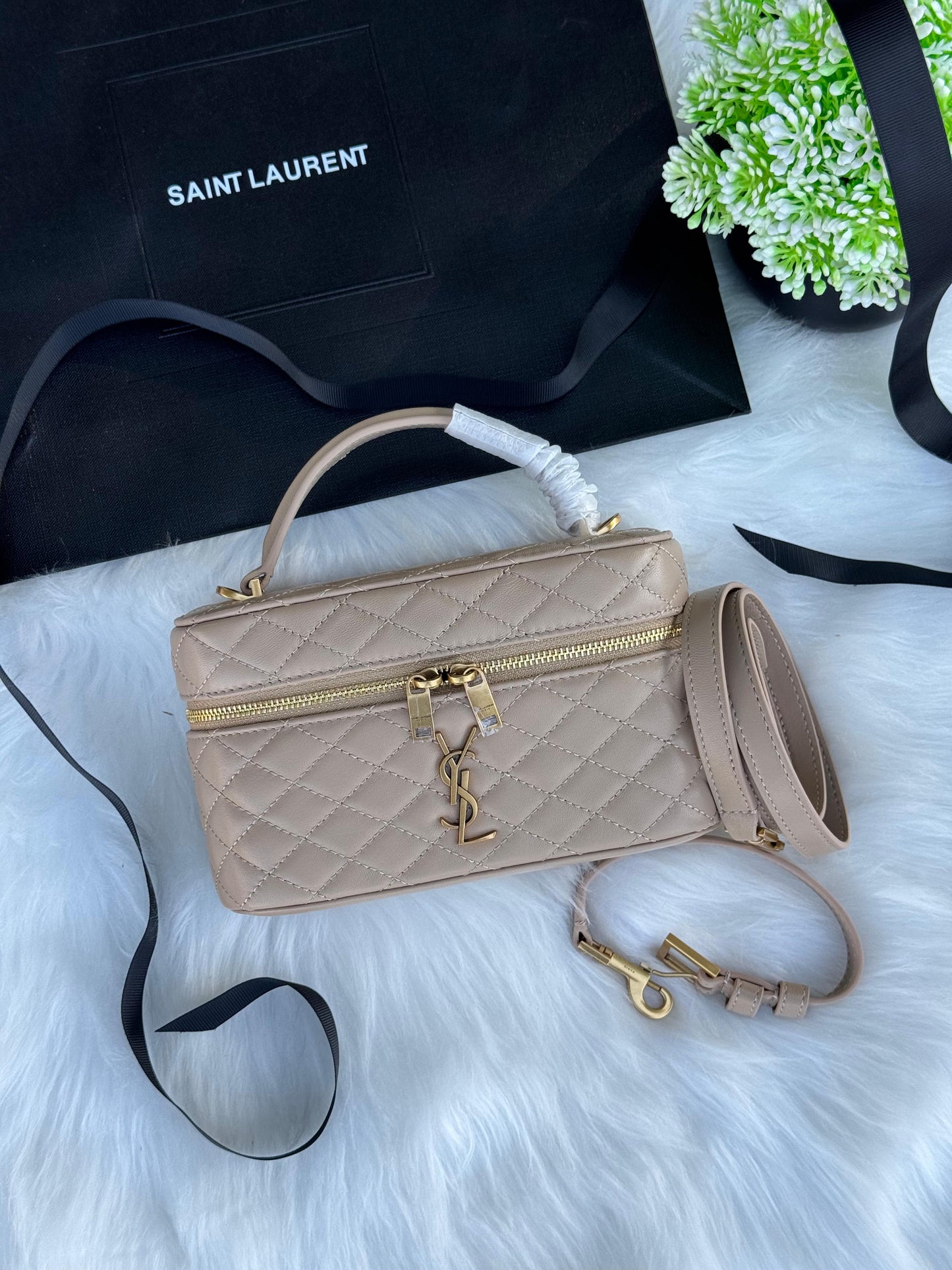 YSL Gaby Vanity Super master Quality with box and dust bag Size 18 Cm