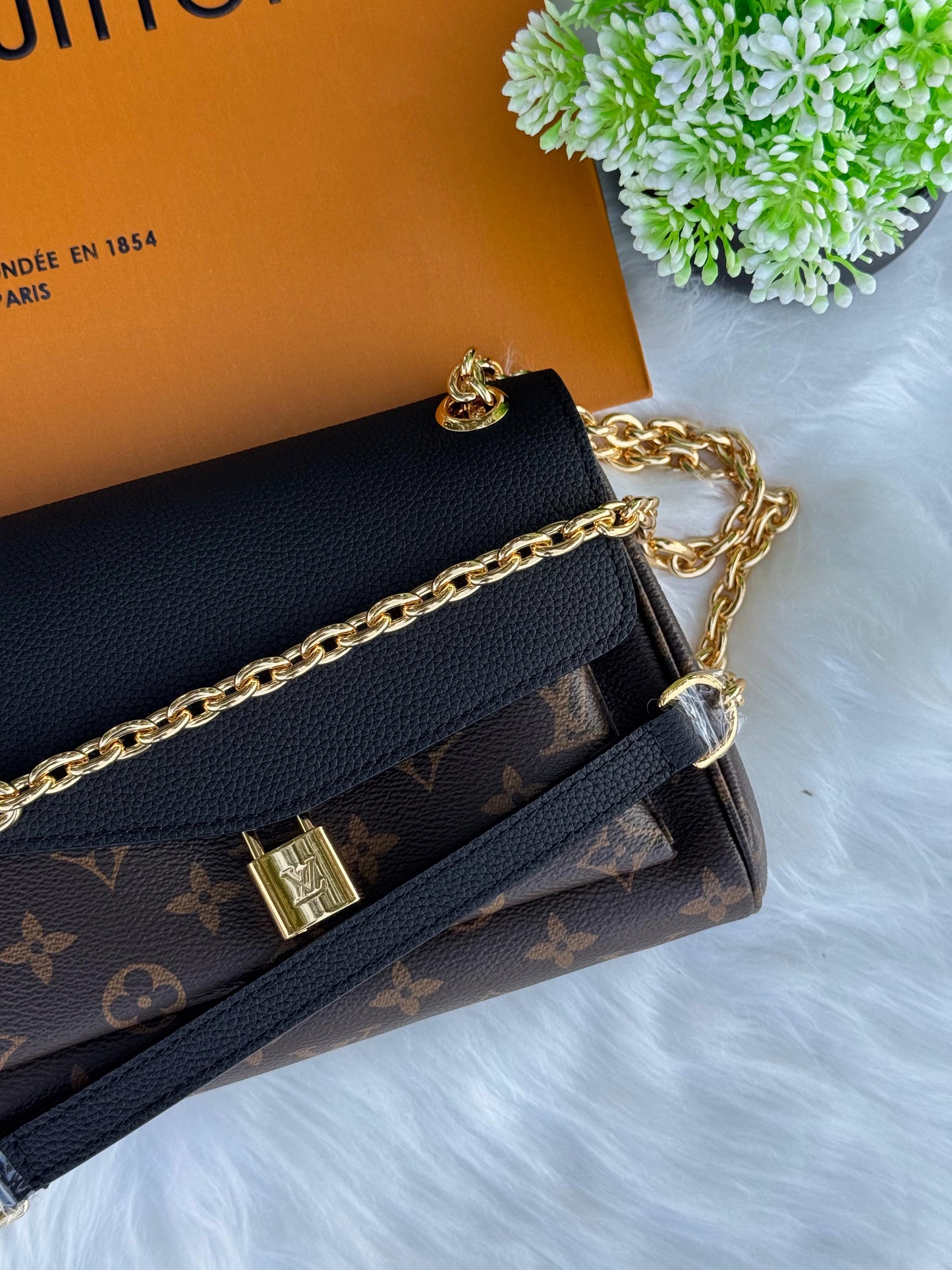 New LV Saint Germain Super master Quality with box and dust bag