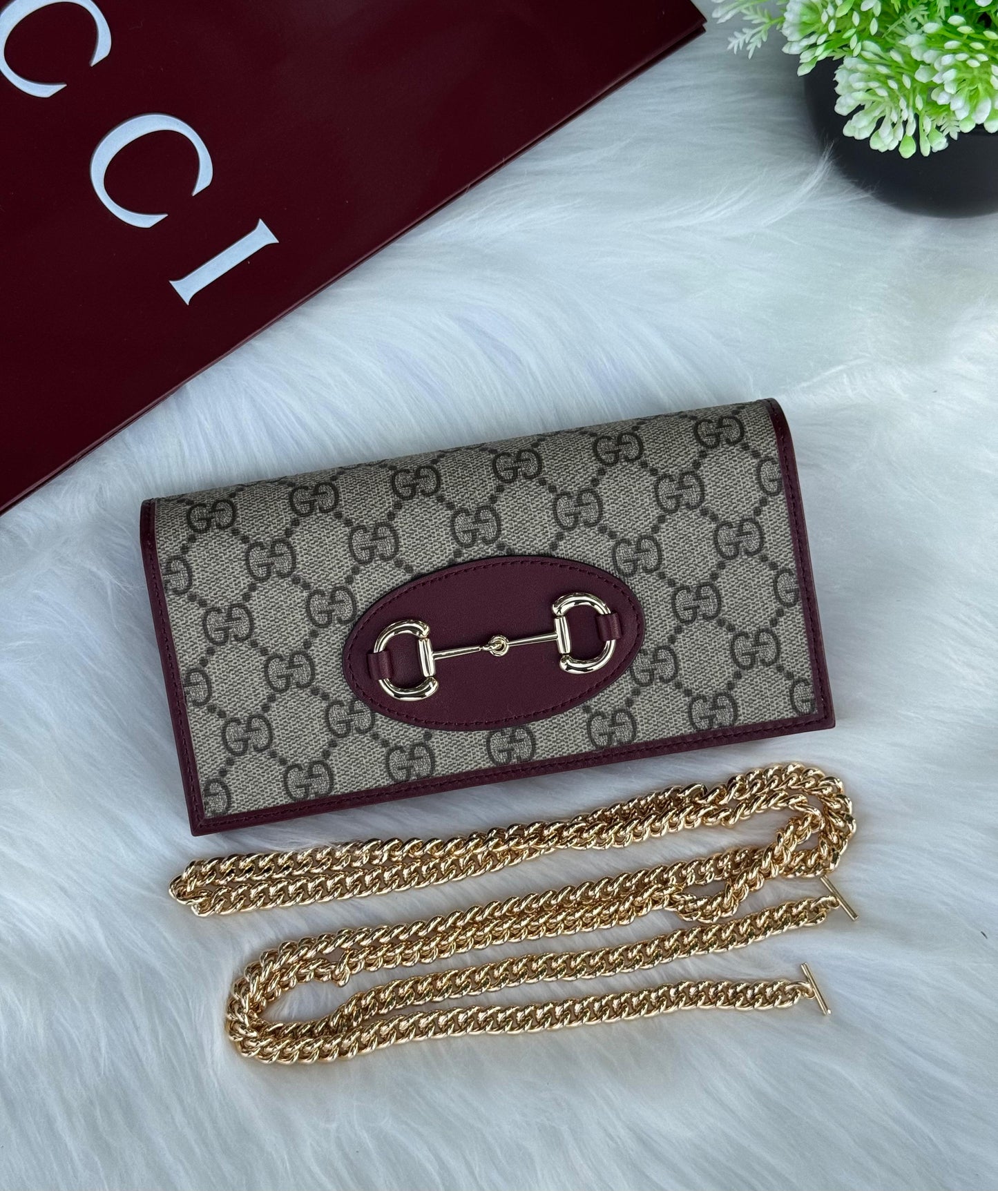 GUCCI Chain wallet Super master Quality with box and dust bag Size 18 Cm