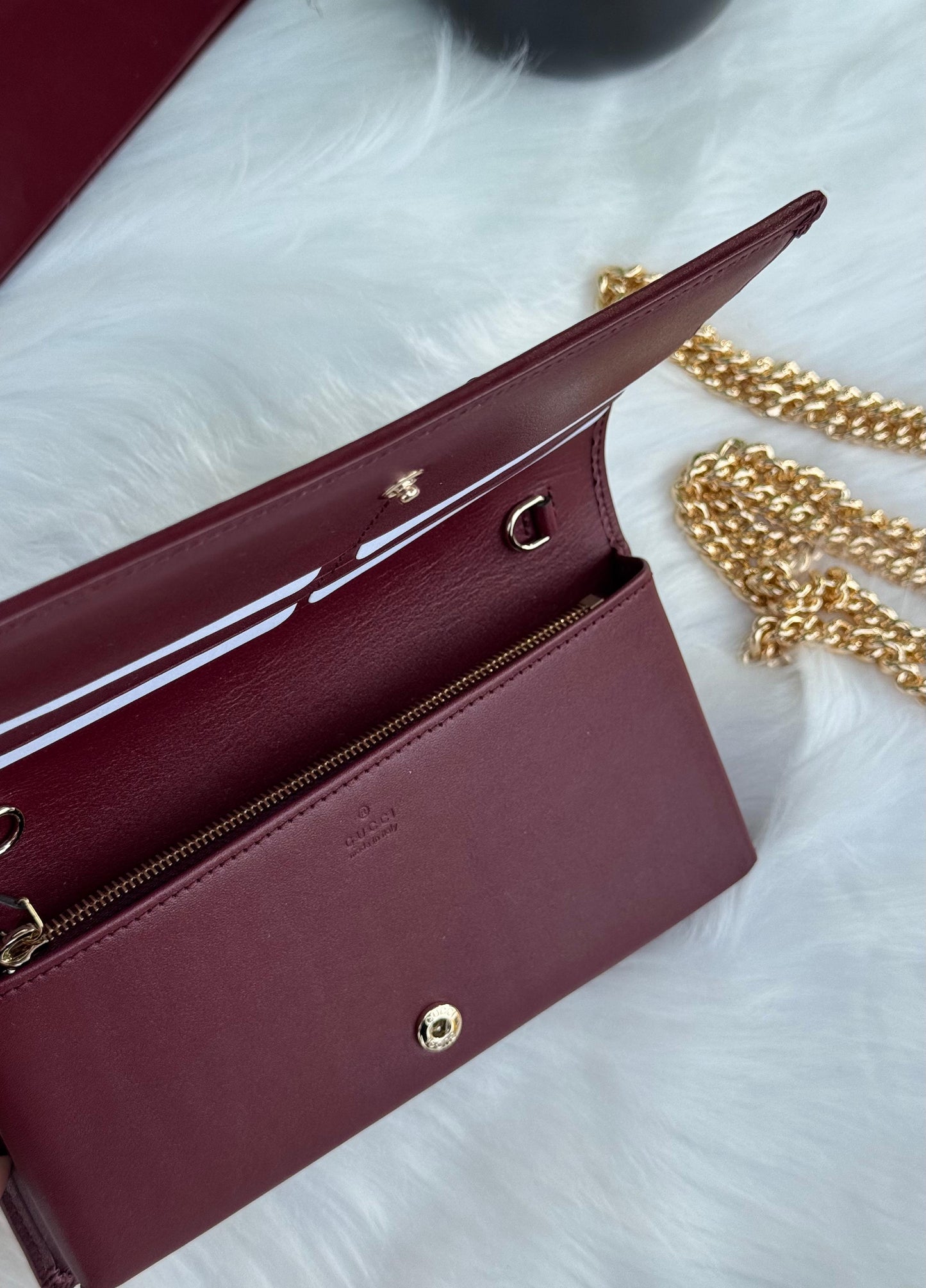 GUCCI Chain wallet Super master Quality with box and dust bag Size 18 Cm
