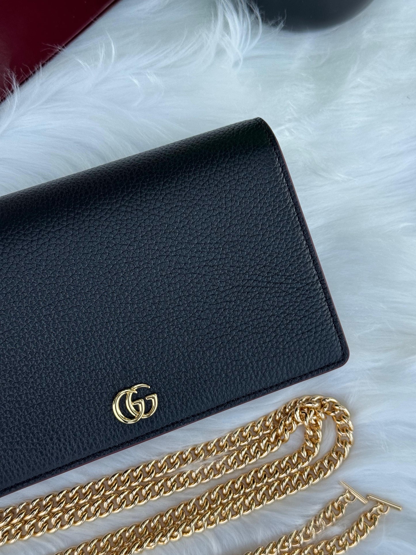 GUCCI Chain wallet Super master Quality with box and dust bag Size 20 Cm