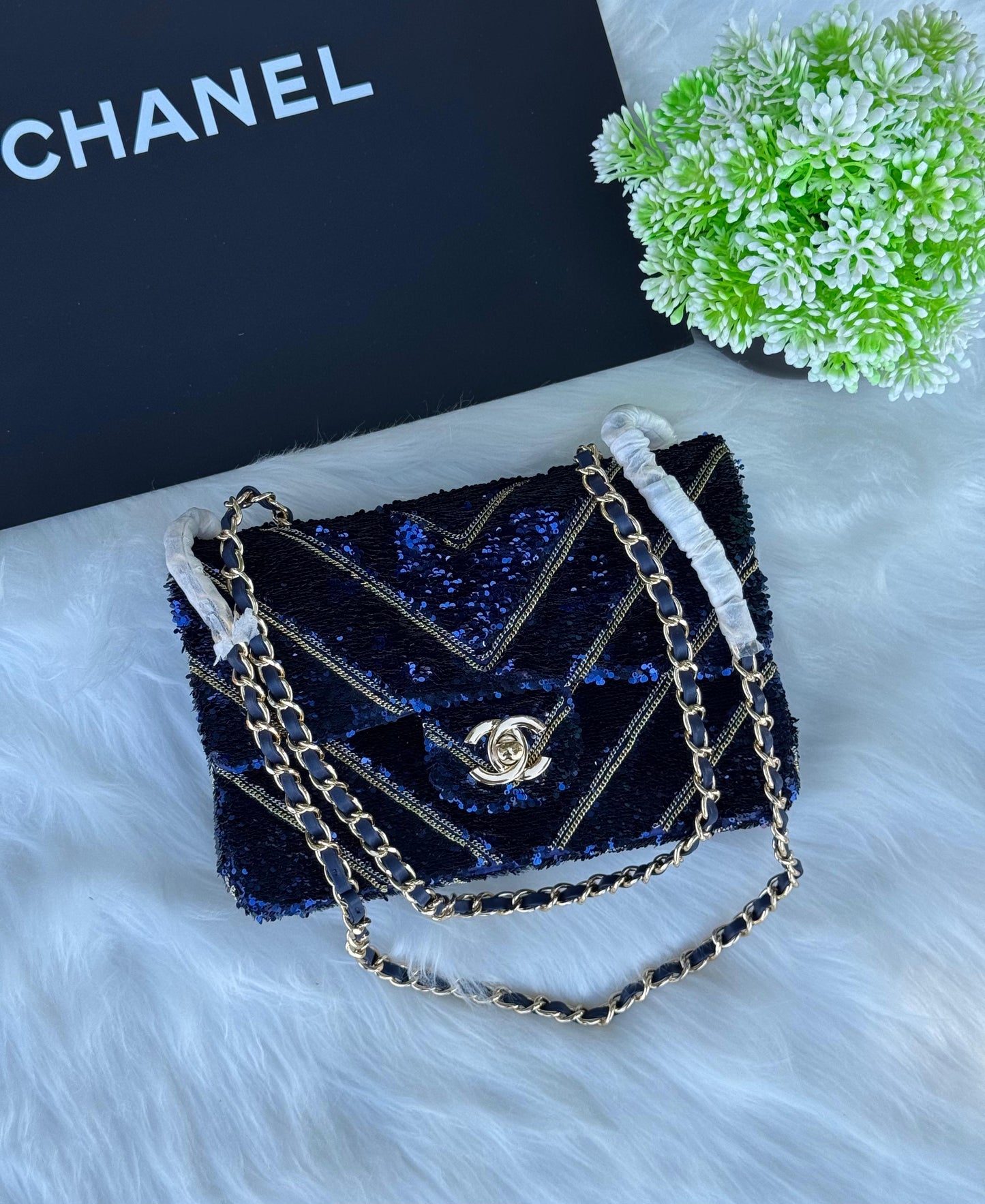 CHANEL Evening Bag Super master Quality with box and dust bag Size 20 Cm