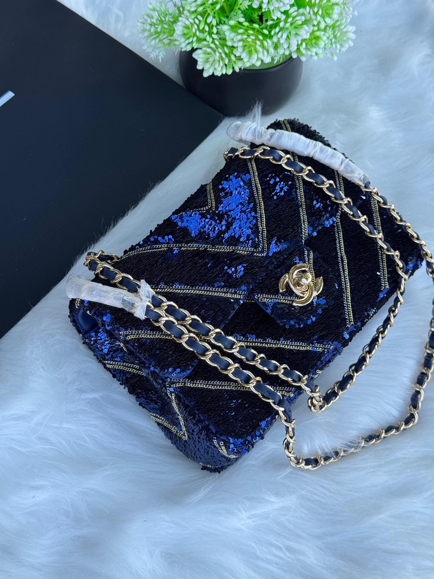 CHANEL Evening Bag Super master Quality with box and dust bag Size 20 Cm
