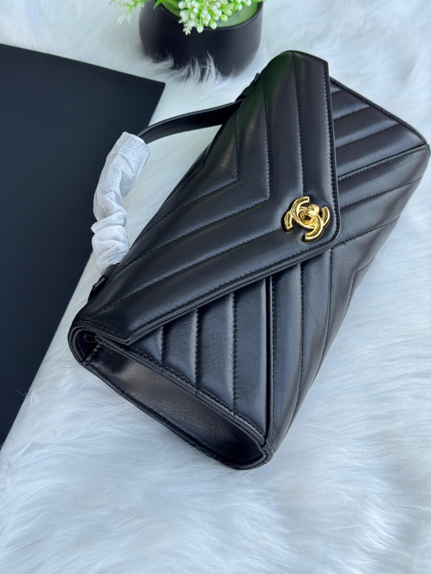 CHANEL Clutch bag Super master Quality with box and dust bag Size 25 cm