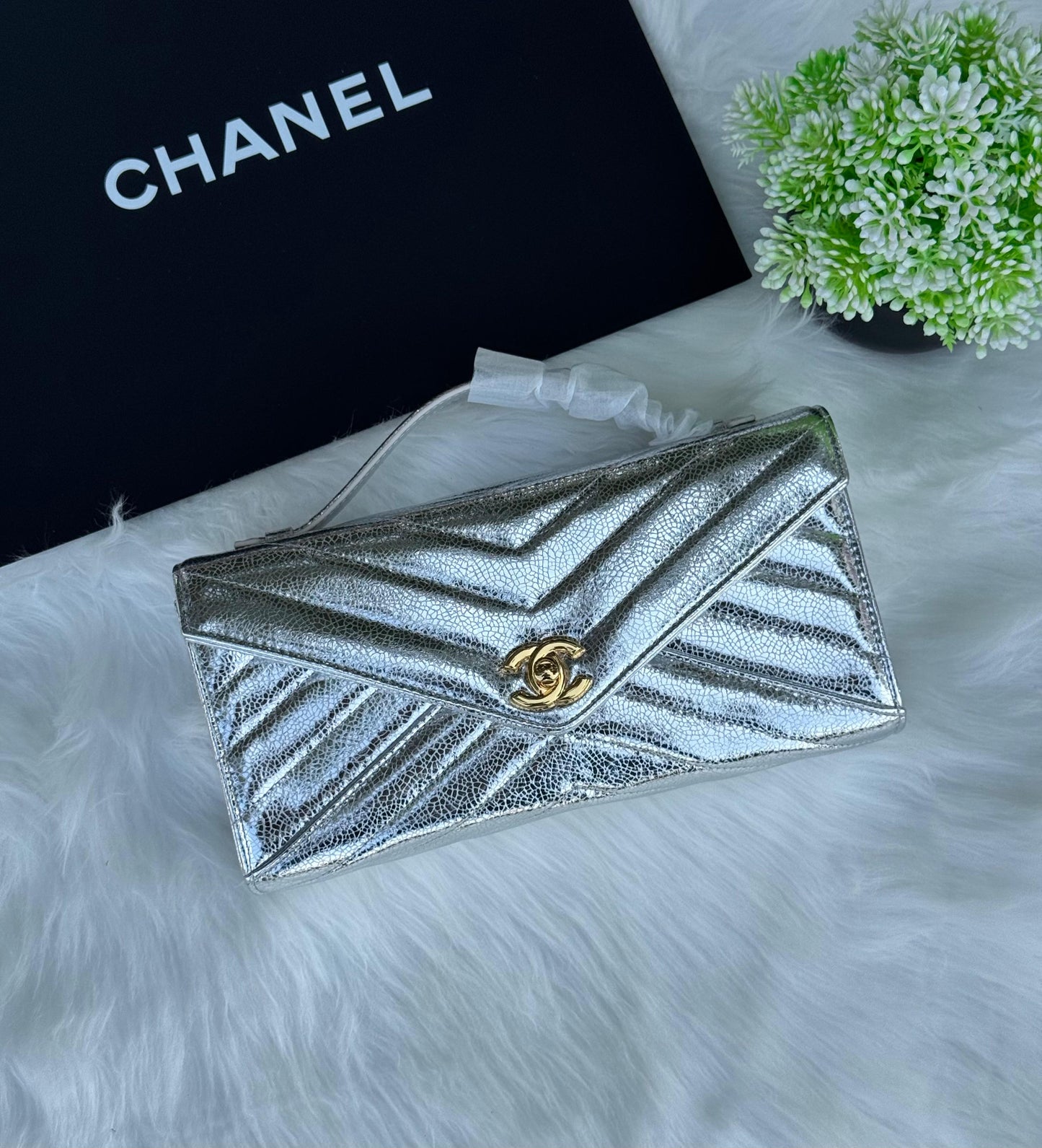 CHANEL Clutch bag Super master Quality with box and dust bag Size 25 cm