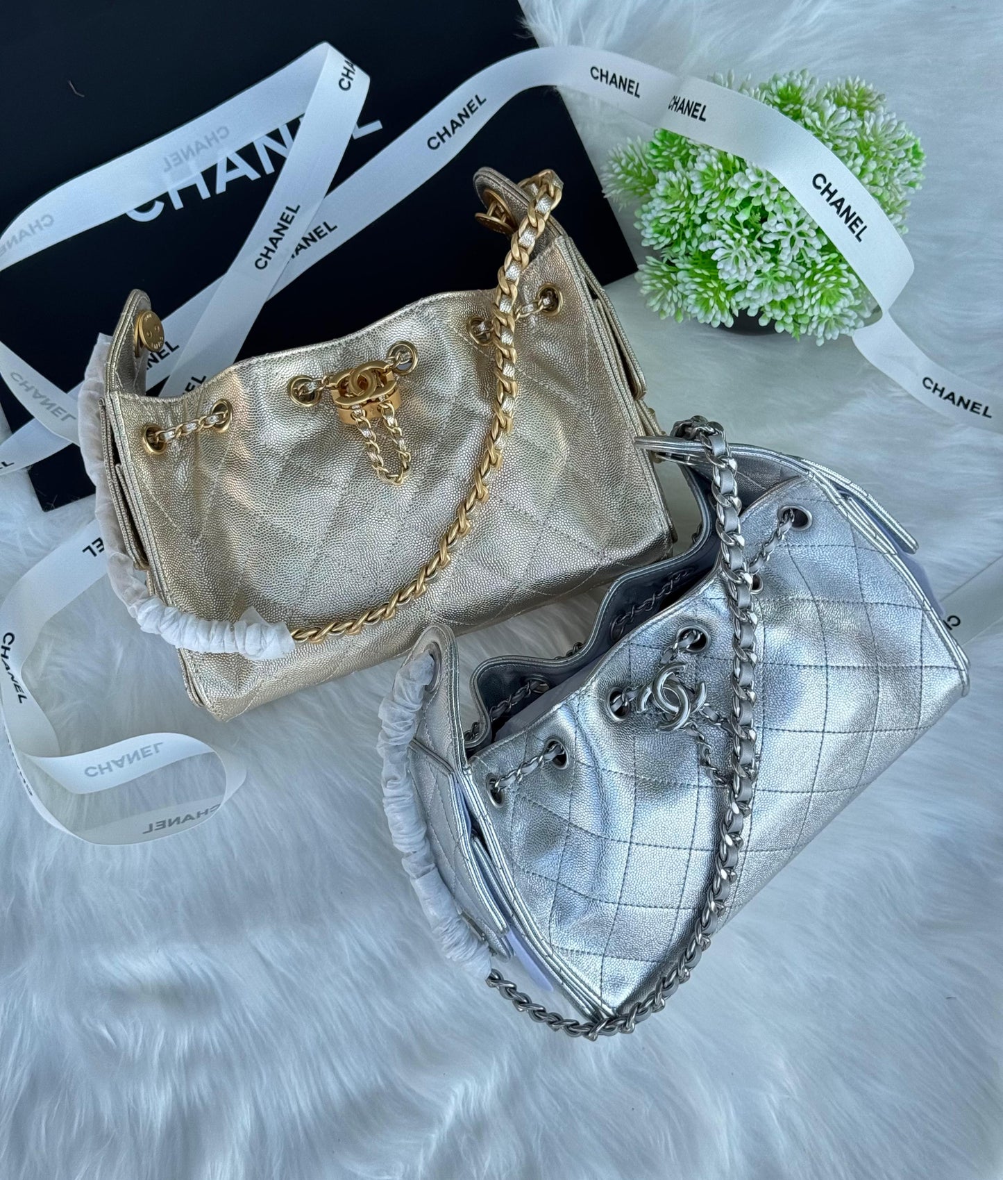 CHANEL Hobo mini Super master Quality with box and dust bag Size 22 cm
