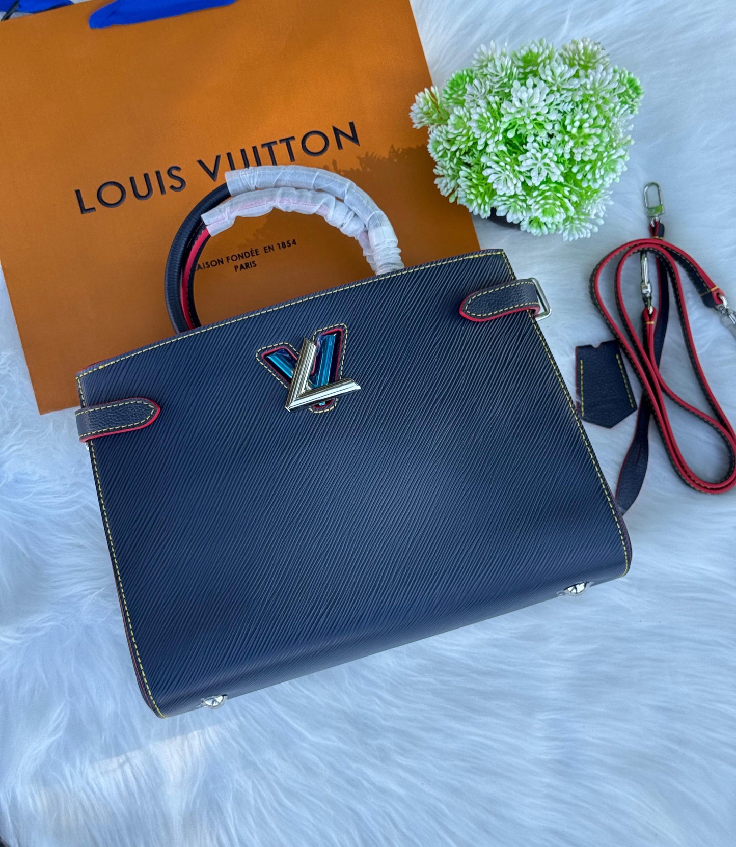 LV Twist Tote Bag Super master Quality with box and dust bag Size 30 cm