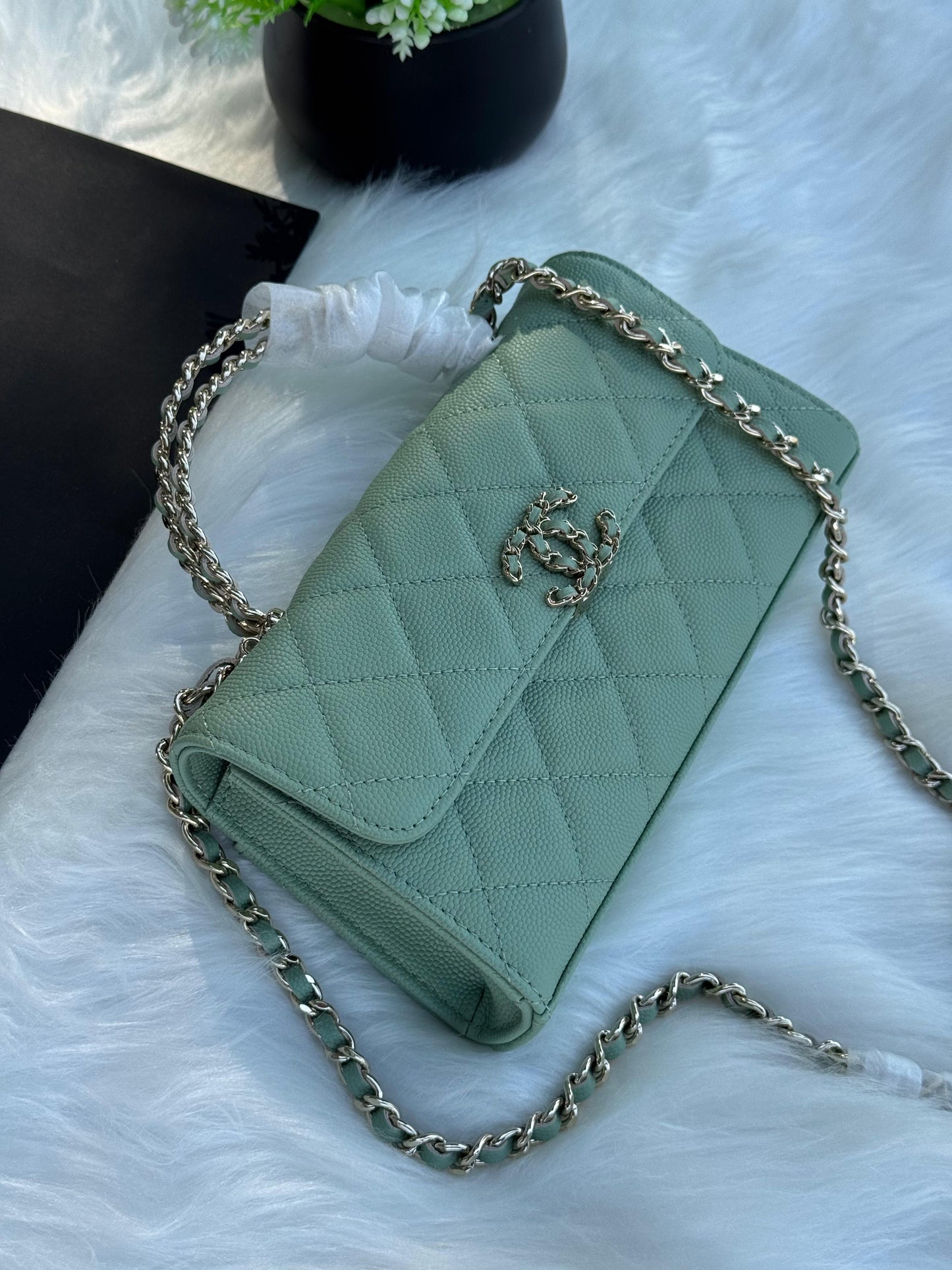 CHANEL Top handle with Chain Super master Quality with box and dust bag Size 19 cm