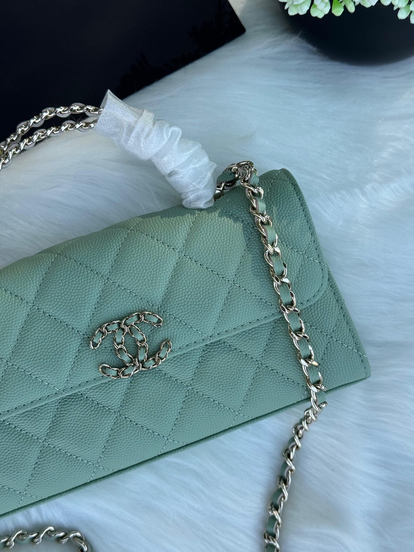 CHANEL Top handle with Chain Super master Quality with box and dust bag Size 19 cm