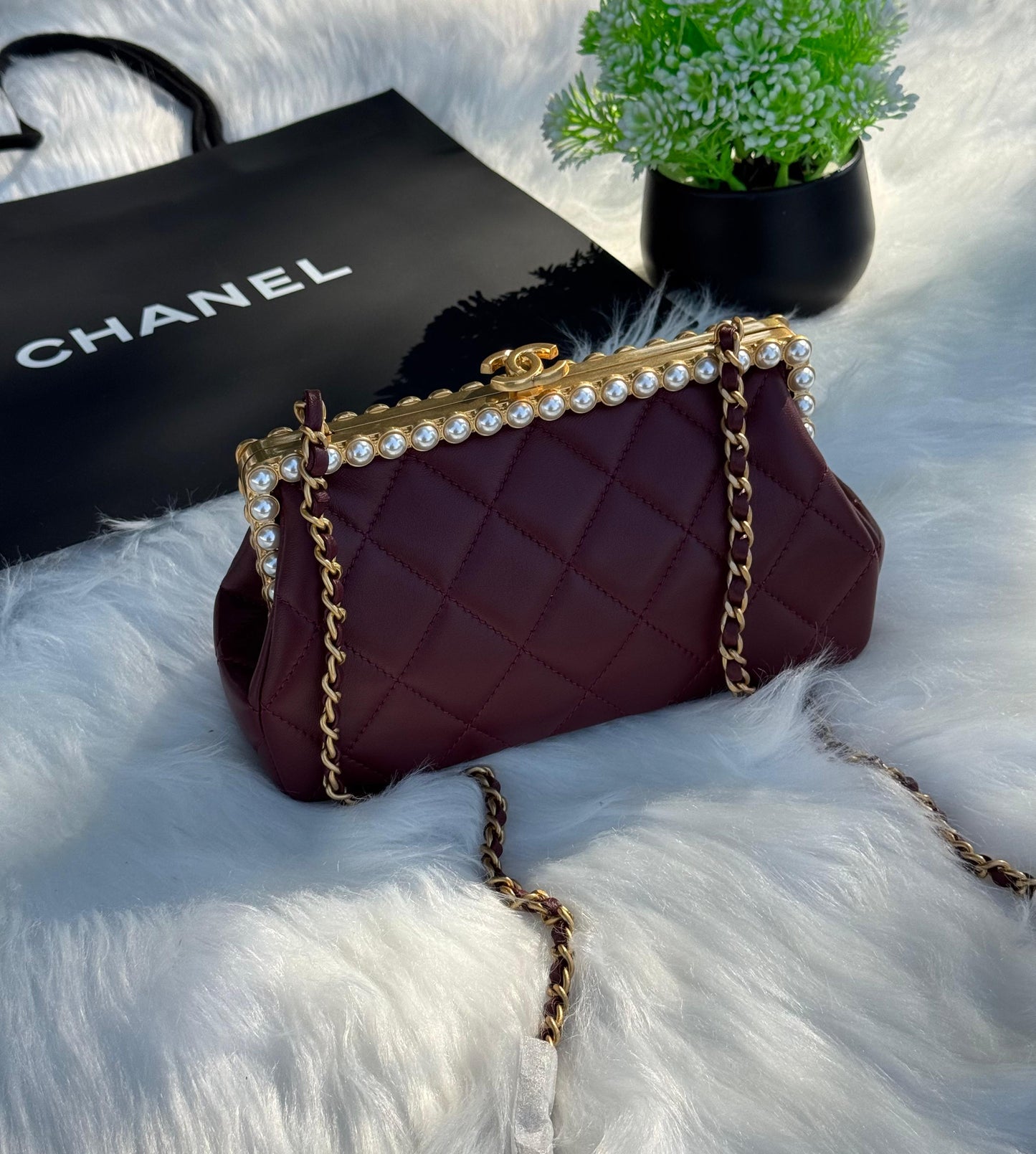 CHANEL CLUTCH Pearly Lambskin Super master Quality with box and dust bag Size 20 cm