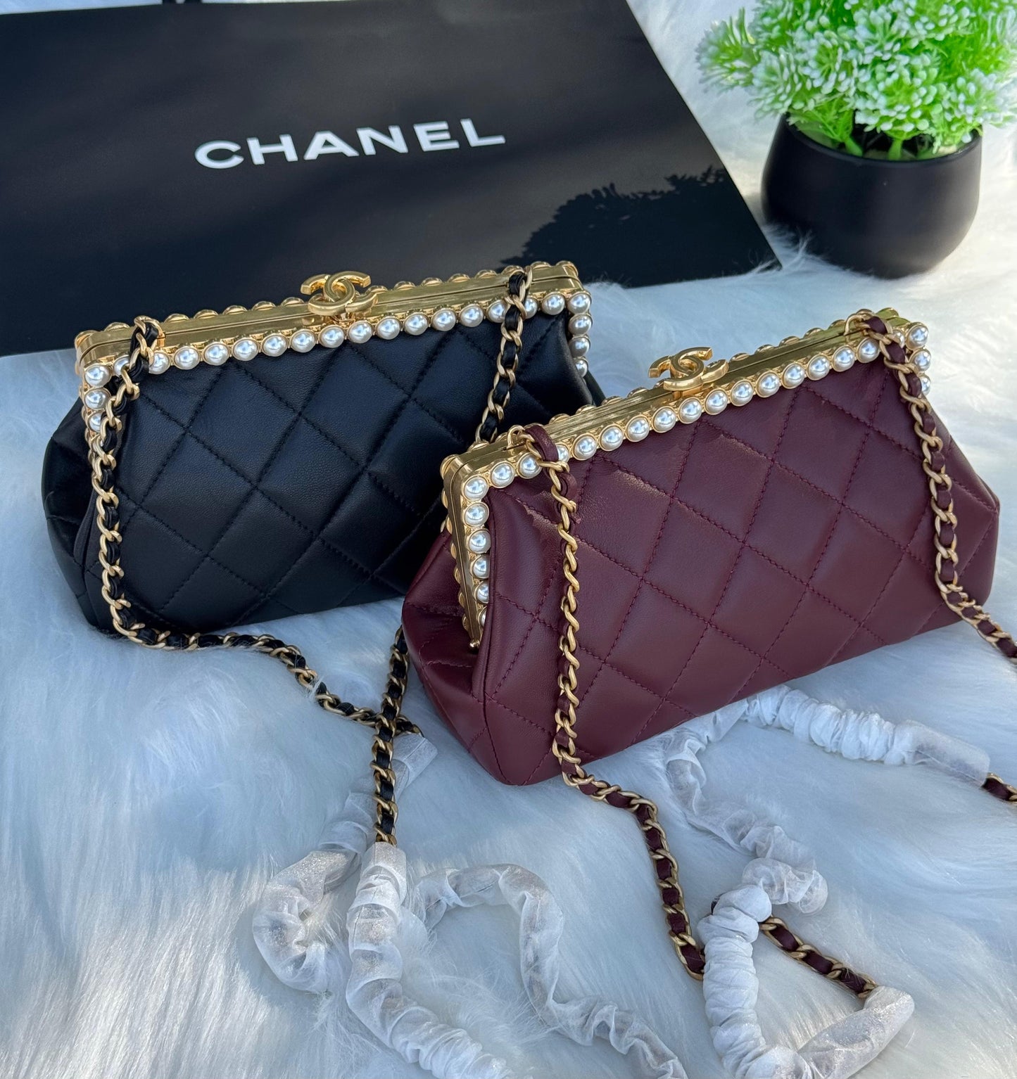 CHANEL CLUTCH Pearly Lambskin Super master Quality with box and dust bag Size 20 cm