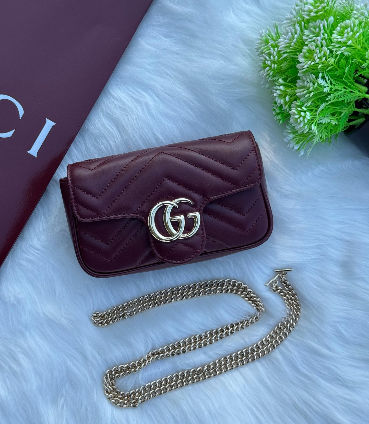 GUCCI Shoulder Marmont mini Super master Quality with box and dust bag Size 17 cm