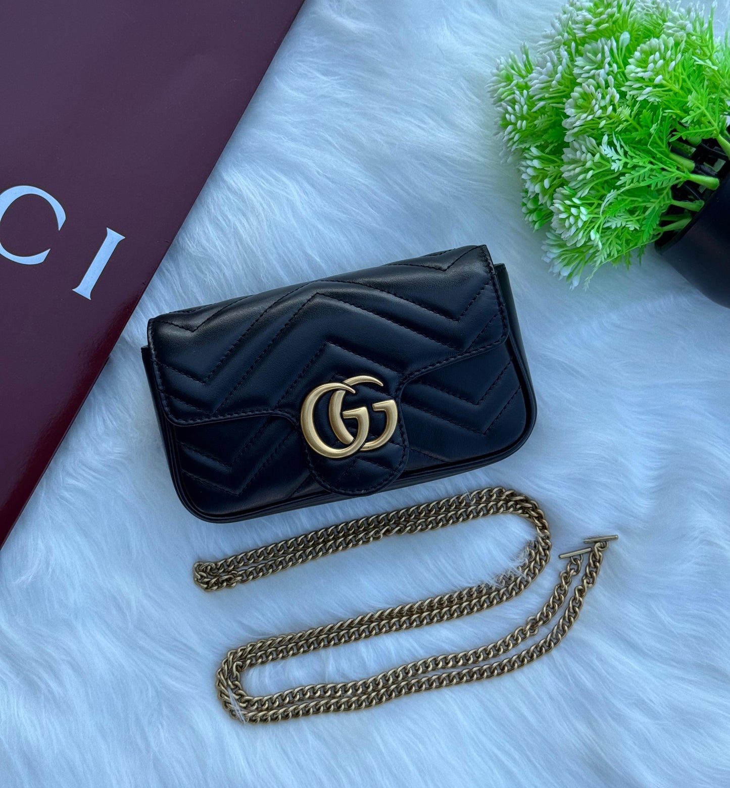 GUCCI Shoulder Marmont mini Super master Quality with box and dust bag Size 17 cm