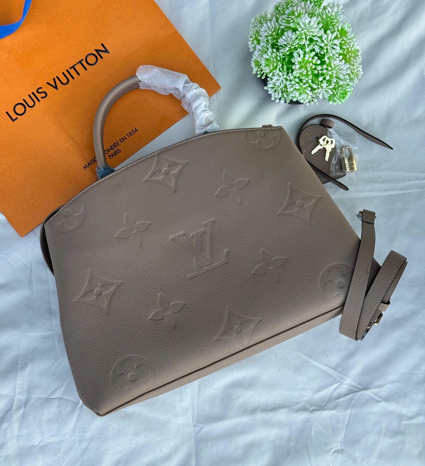 LV Palais Tote Bag Super master Quality with box and dust bag