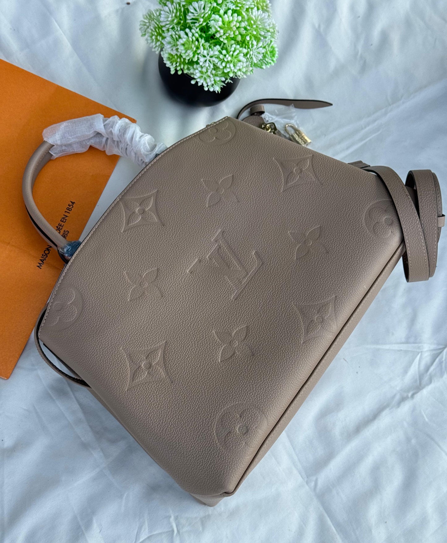 LV Palais Tote Bag Super master Quality with box and dust bag