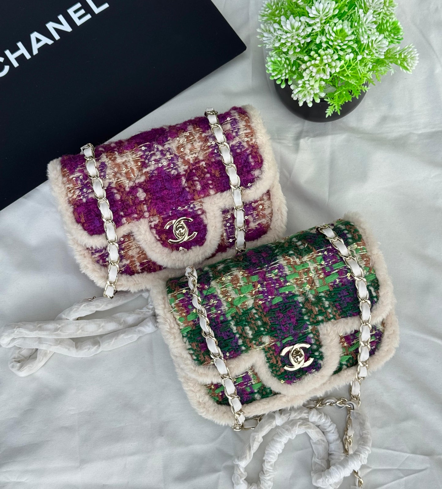 CHANEL FLAP Tweed  BAG Super master Quality with box and dust bag Size 19 Cm