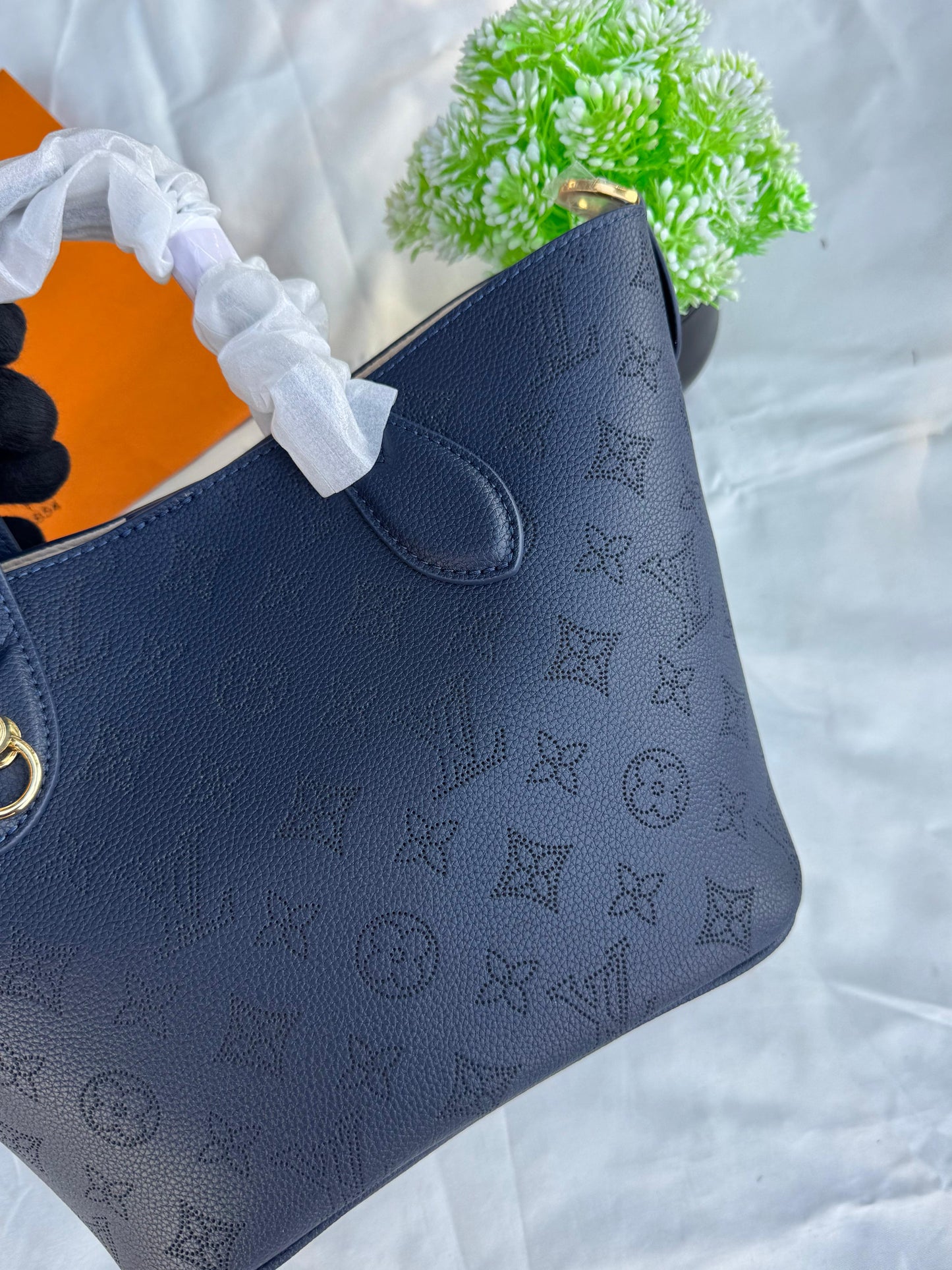LV Blossom PM Super master Quality with box and dust bag Size 20 Cm