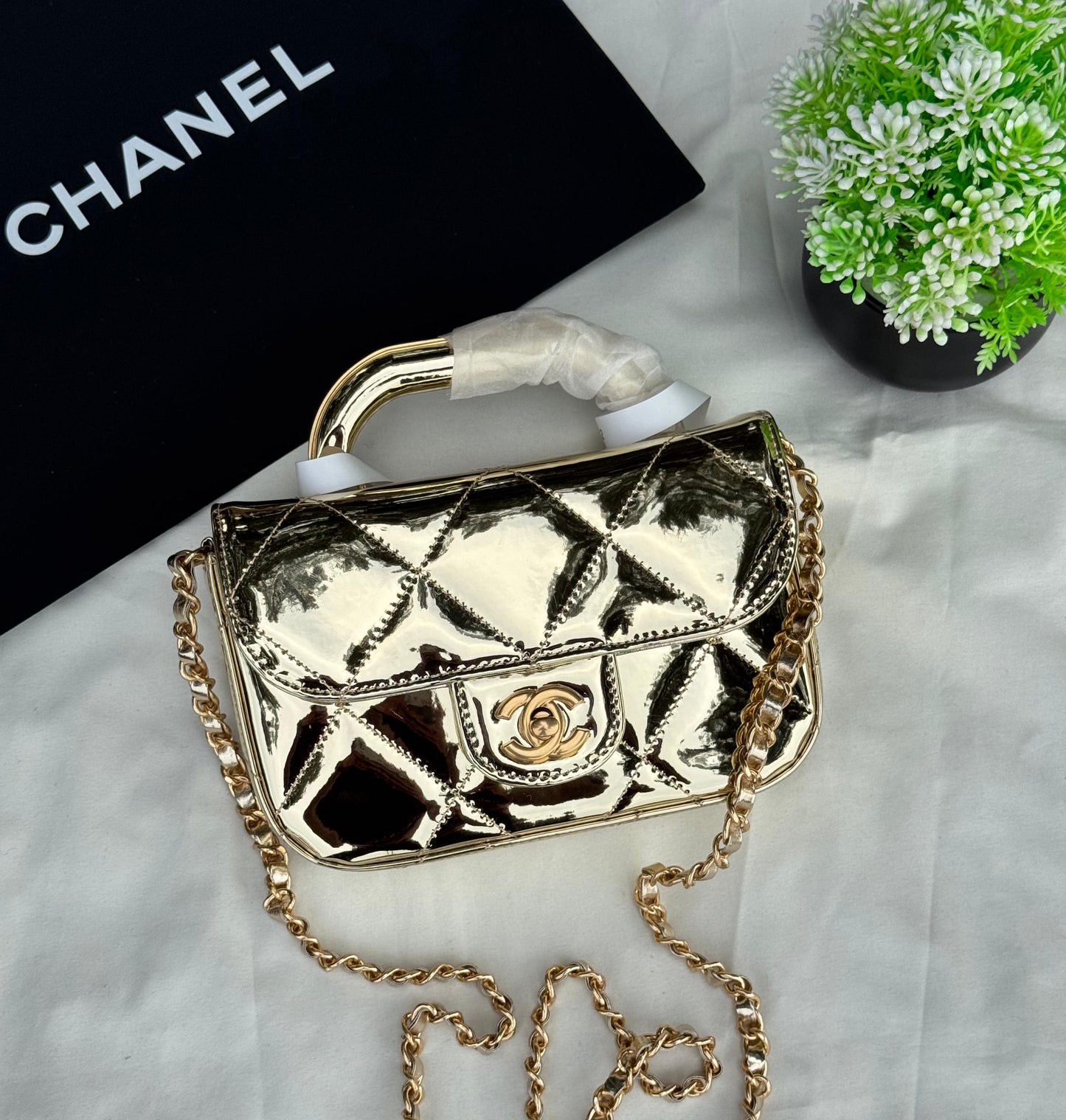 CHANEL MINI Metalic FLAP TOP HANDLE Super master Quality with box and dust bag Size 19 Cm