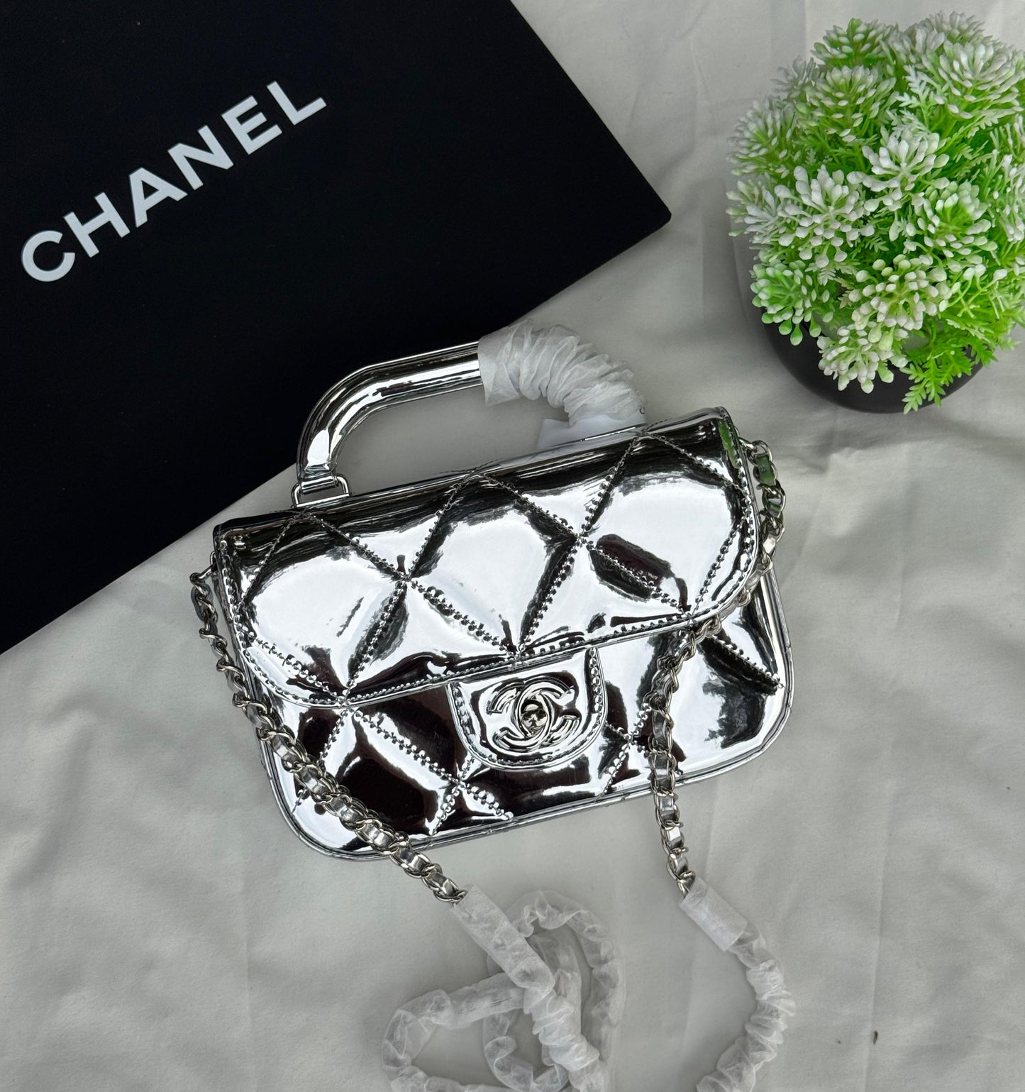 CHANEL MINI Metalic FLAP TOP HANDLE Super master Quality with box and dust bag Size 19 Cm