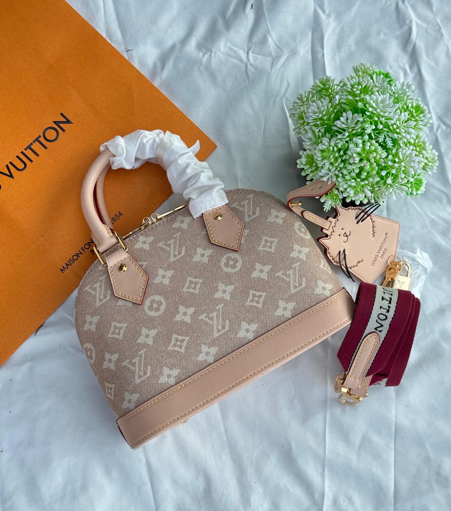 LV Alma BB Super master Quality with box and dust bag Size 23 Cm