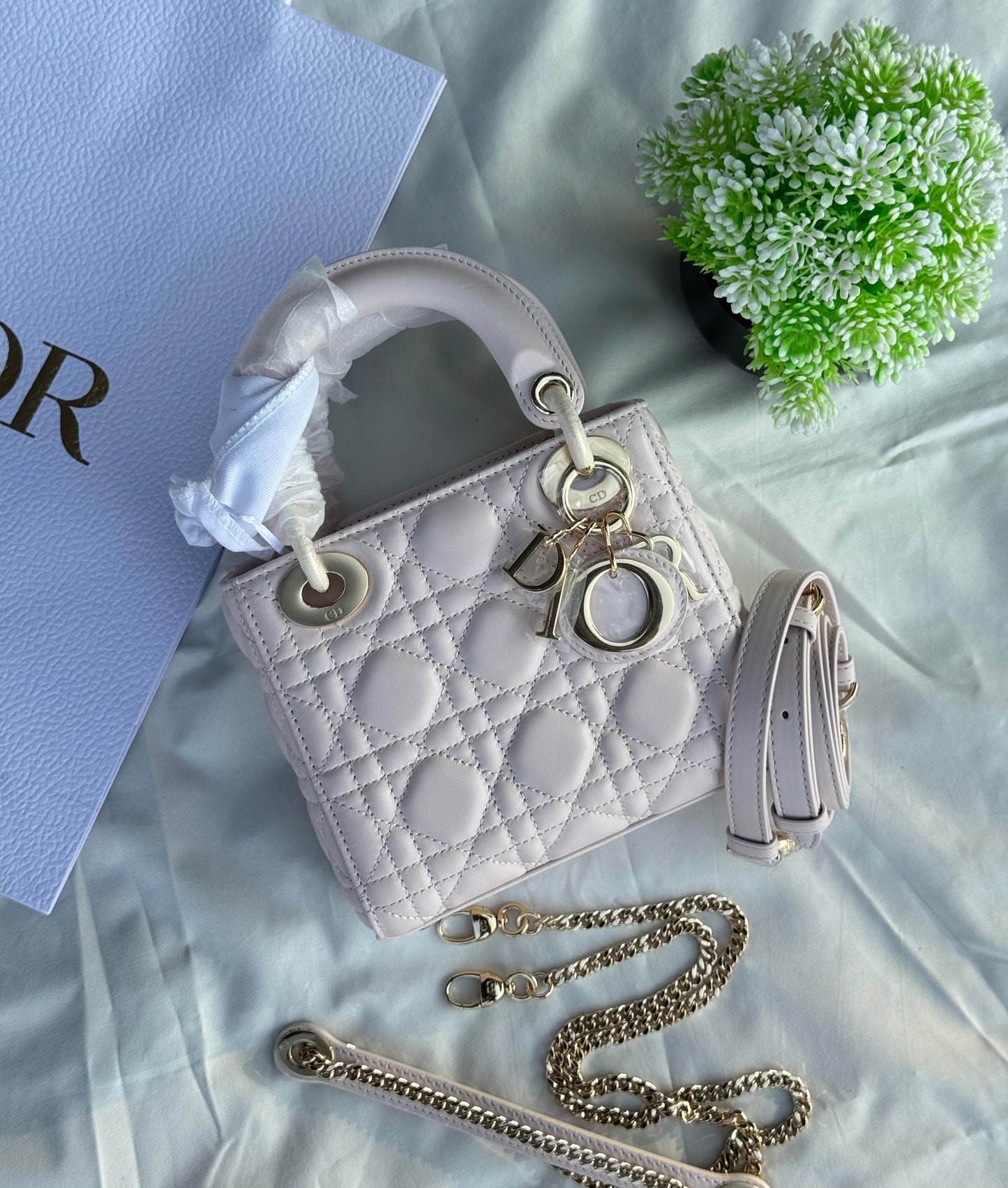 Lady Dior mini Super master Quality with box and dust bag Size 17 Cm