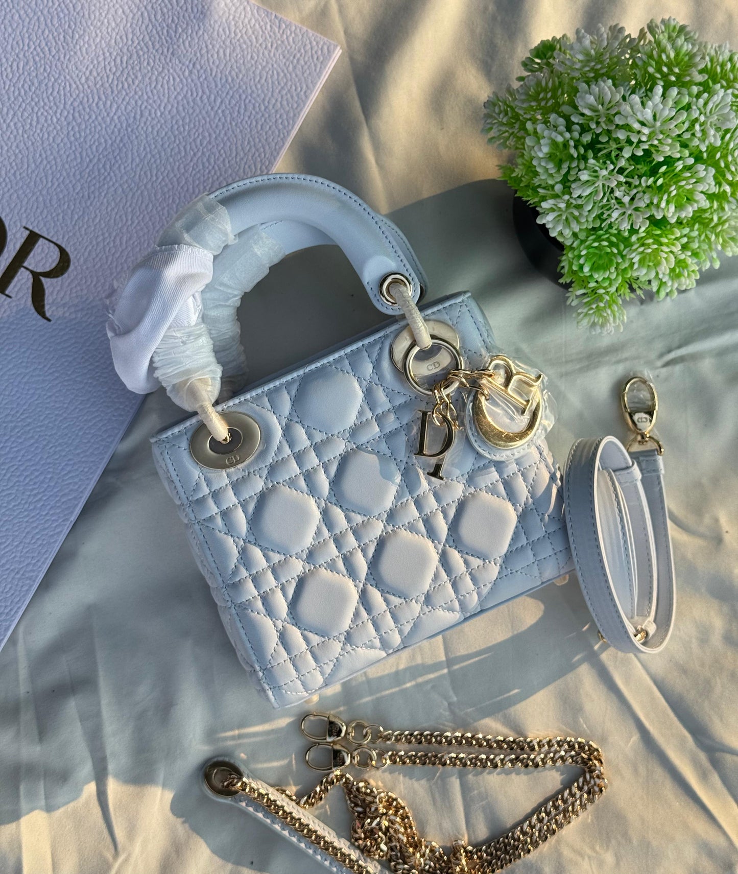 Lady Dior mini Super master Quality with box and dust bag Size 17 Cm