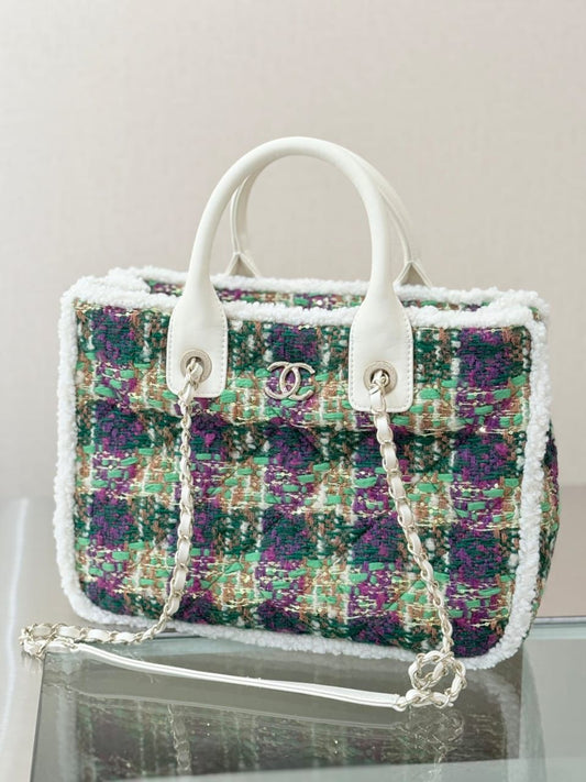 CHANEL TOTE Tweed Bag Super master Quality with box and dust bag Size 33 Cm