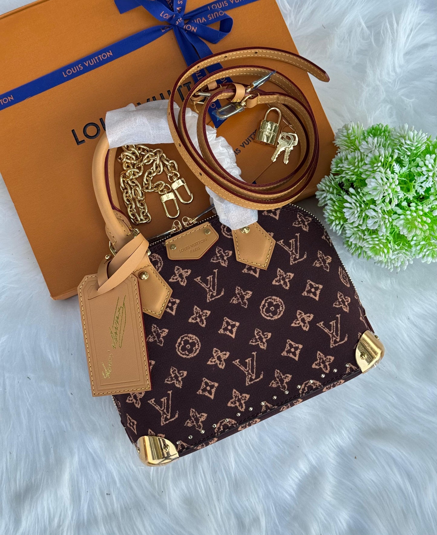 New LV Alma Trunk BB Super master Quality with box and dust bag