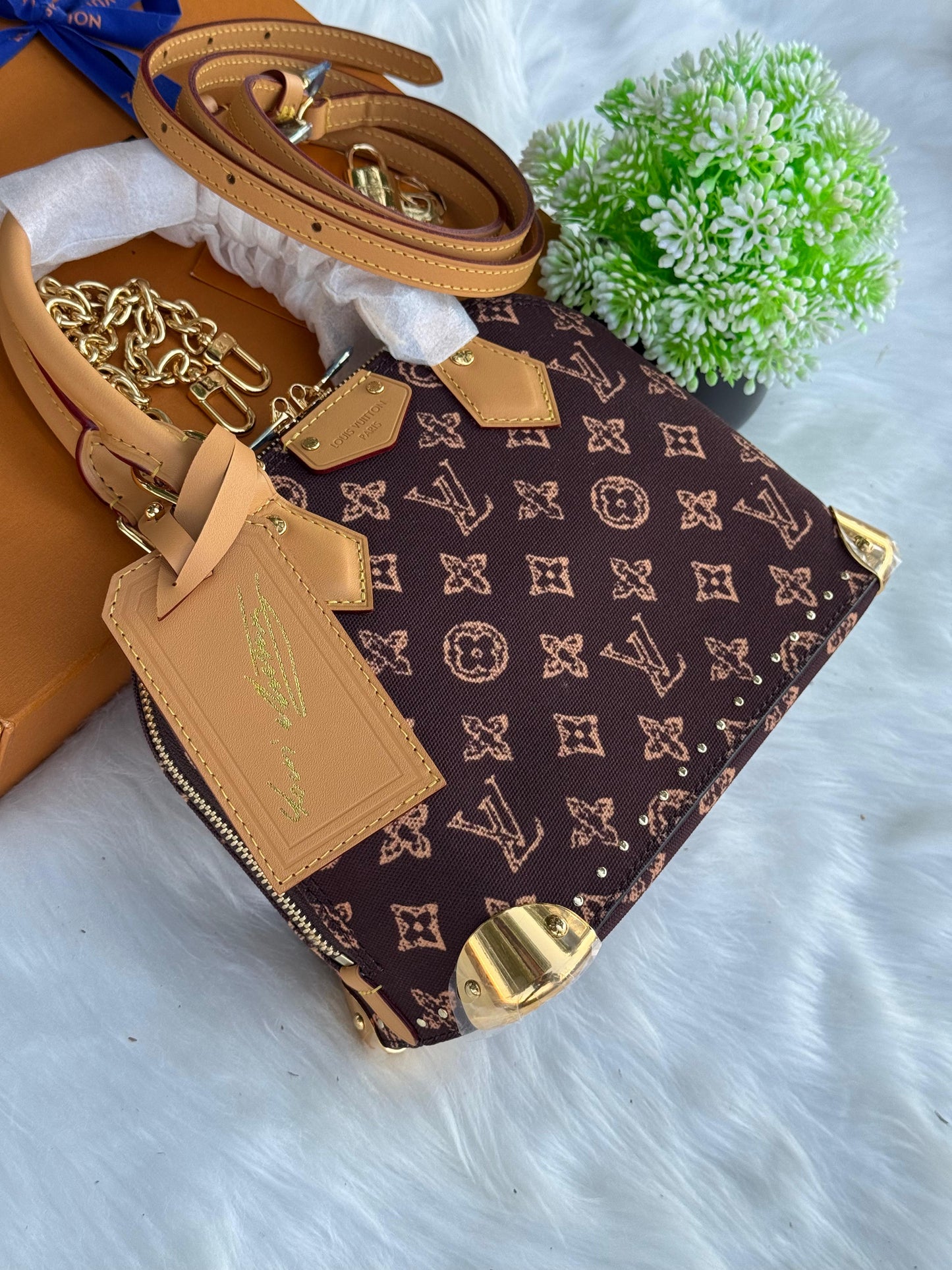 New LV Alma Trunk BB Super master Quality with box and dust bag