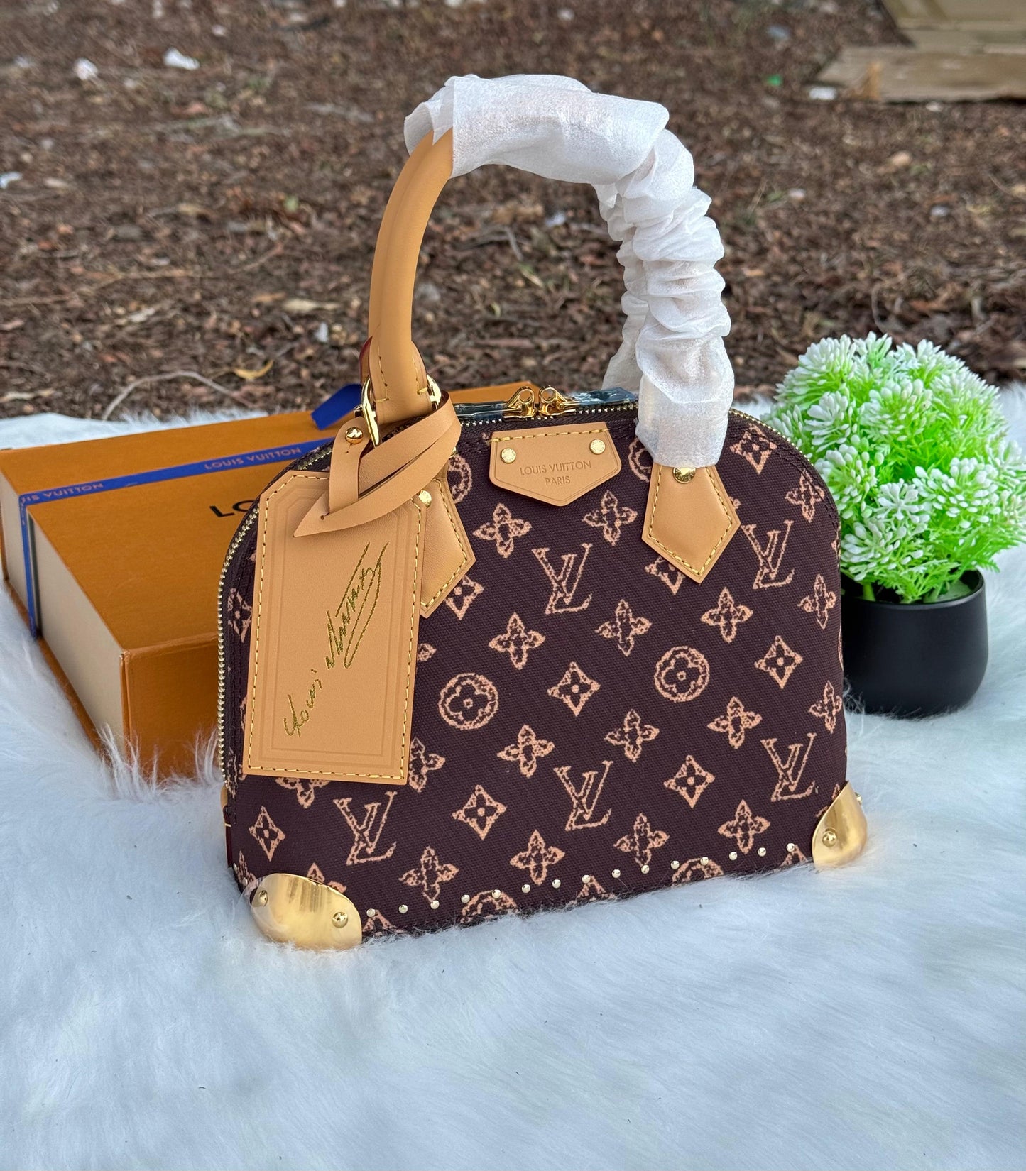 New LV Alma Trunk BB Super master Quality with box and dust bag