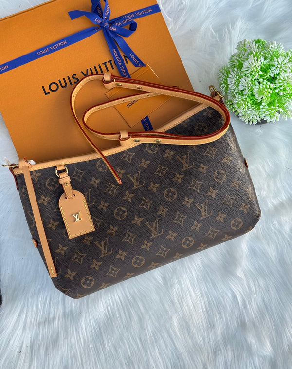 LV CarryAll East West Super master Quality with box and dust bag Size 19 Cm