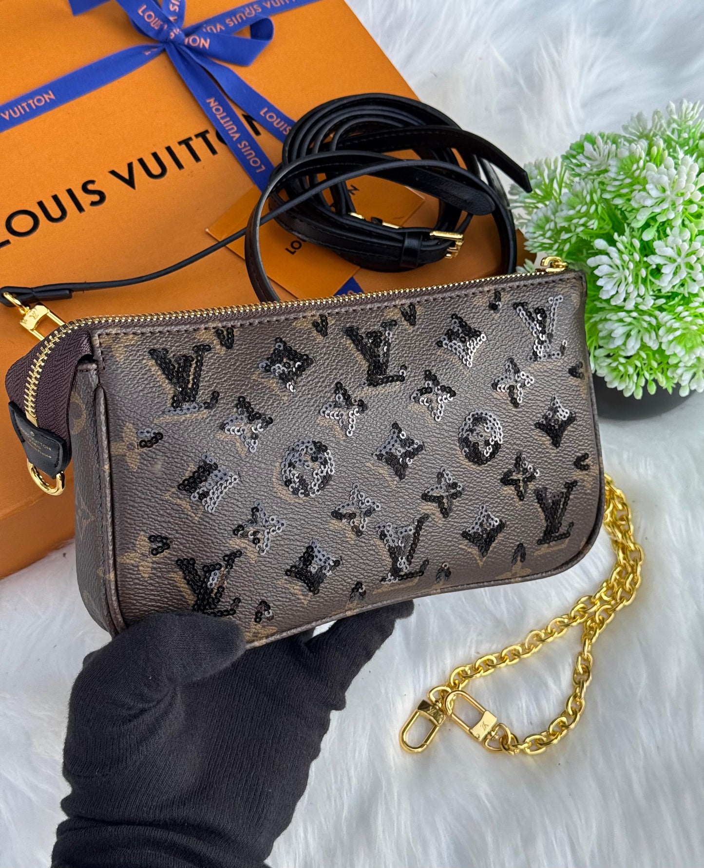 LV Pochette Accessoires Super master Quality with box and dust bag Size 23Cm