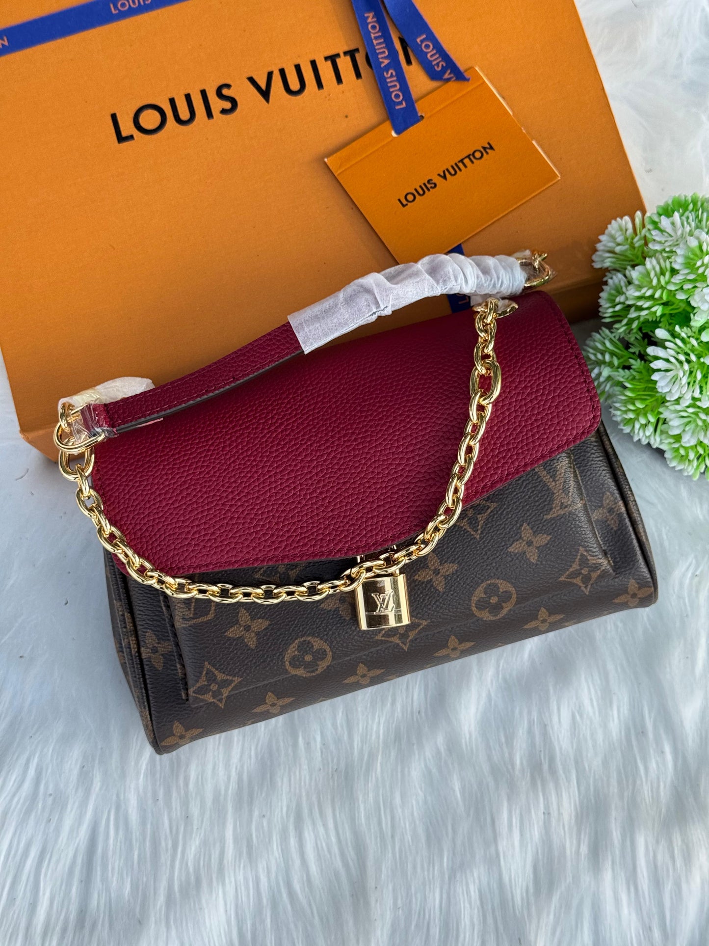 New LV Saint Germain BB Super master Quality with box and dust bag Size 24 Cm