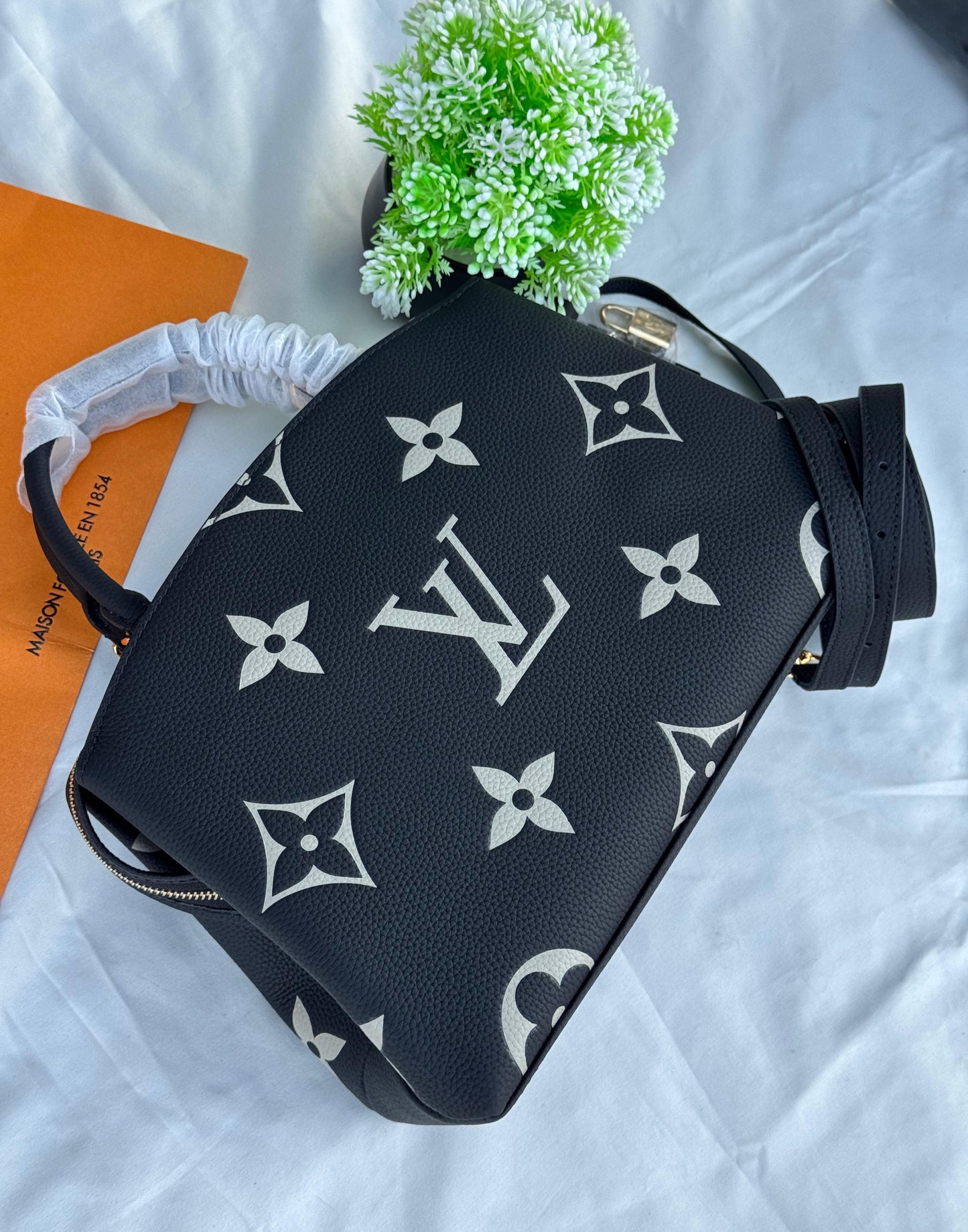 LV Palais Tote Bag Super master Quality with box and dust bag