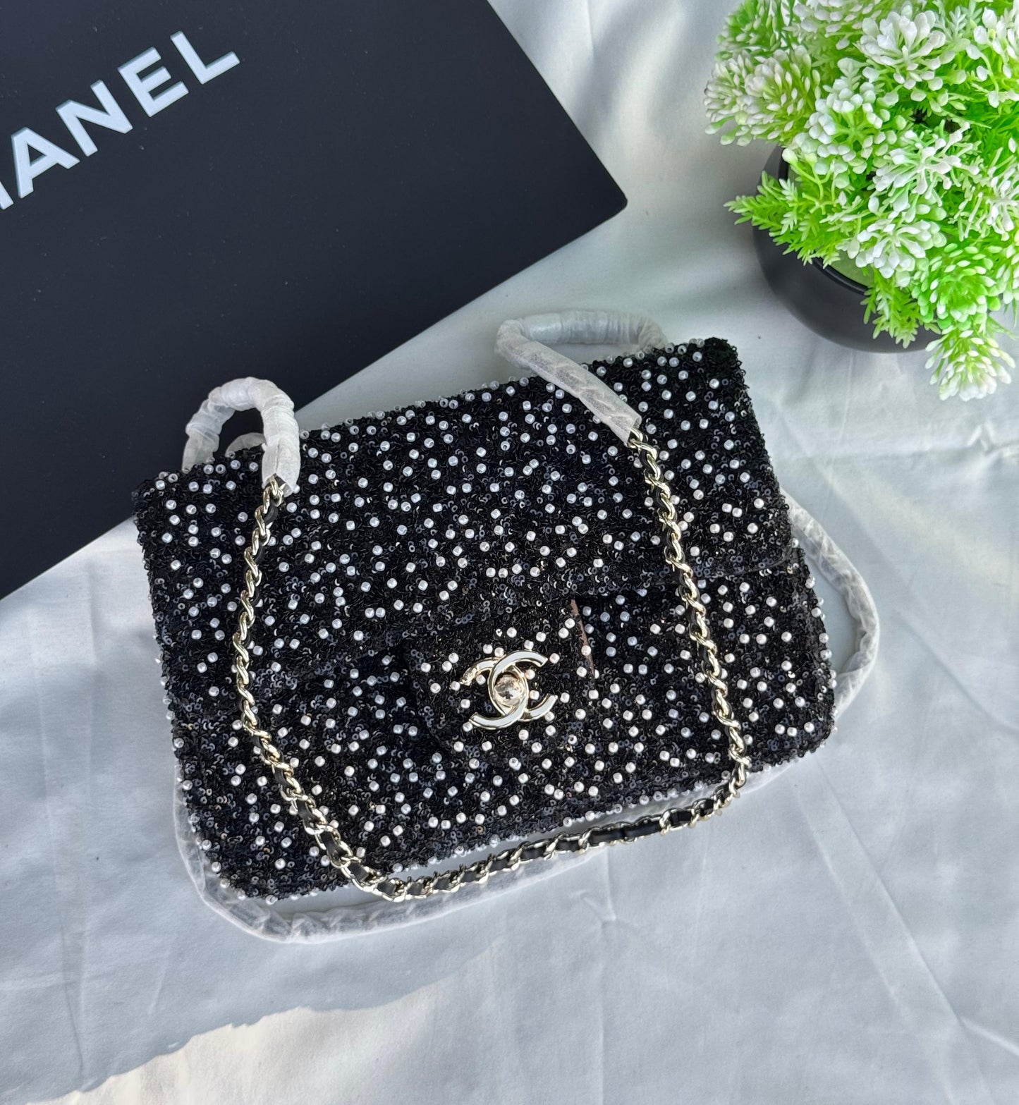 CHANEL Evening Bag Super master Quality with box and dust bag Size 20 Cm