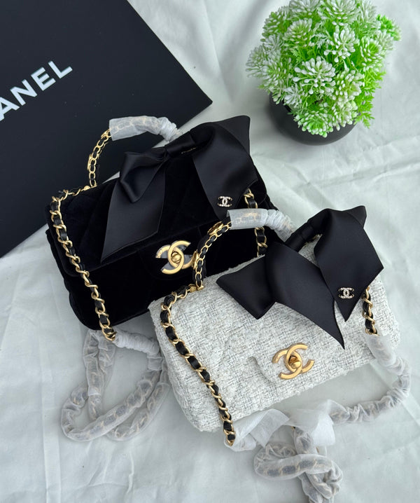 CHANEL Mini FLAP TOP HANDLE Super master Quality with box and dust bag Size 20 Cm 😍 Tweed
